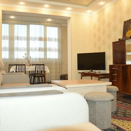 Massiv Apt Yerevan Ngoại thất bức ảnh