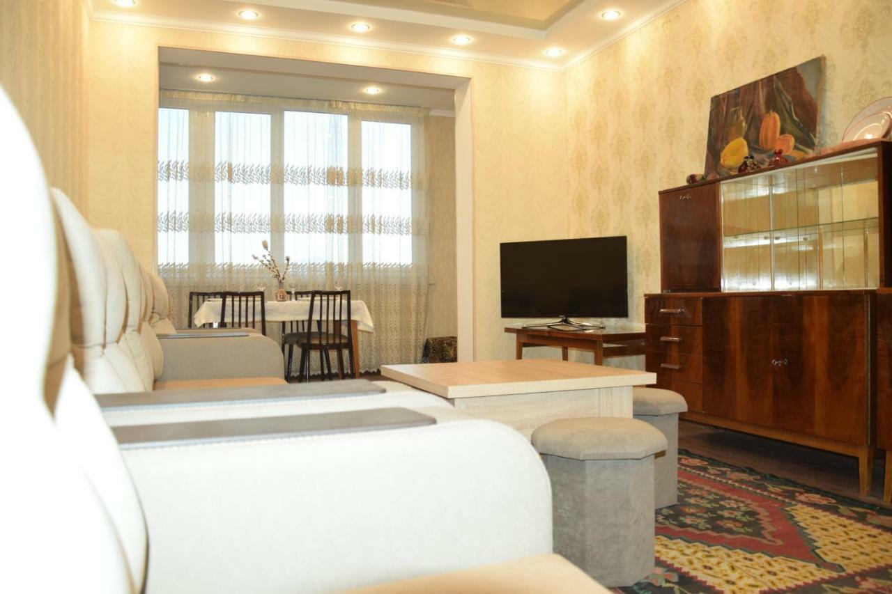 Massiv Apt Yerevan Ngoại thất bức ảnh