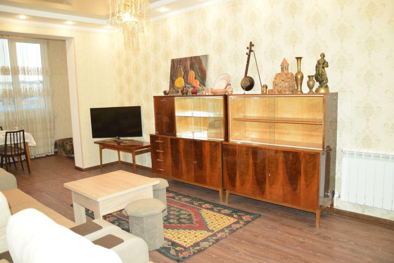 Massiv Apt Yerevan Ngoại thất bức ảnh